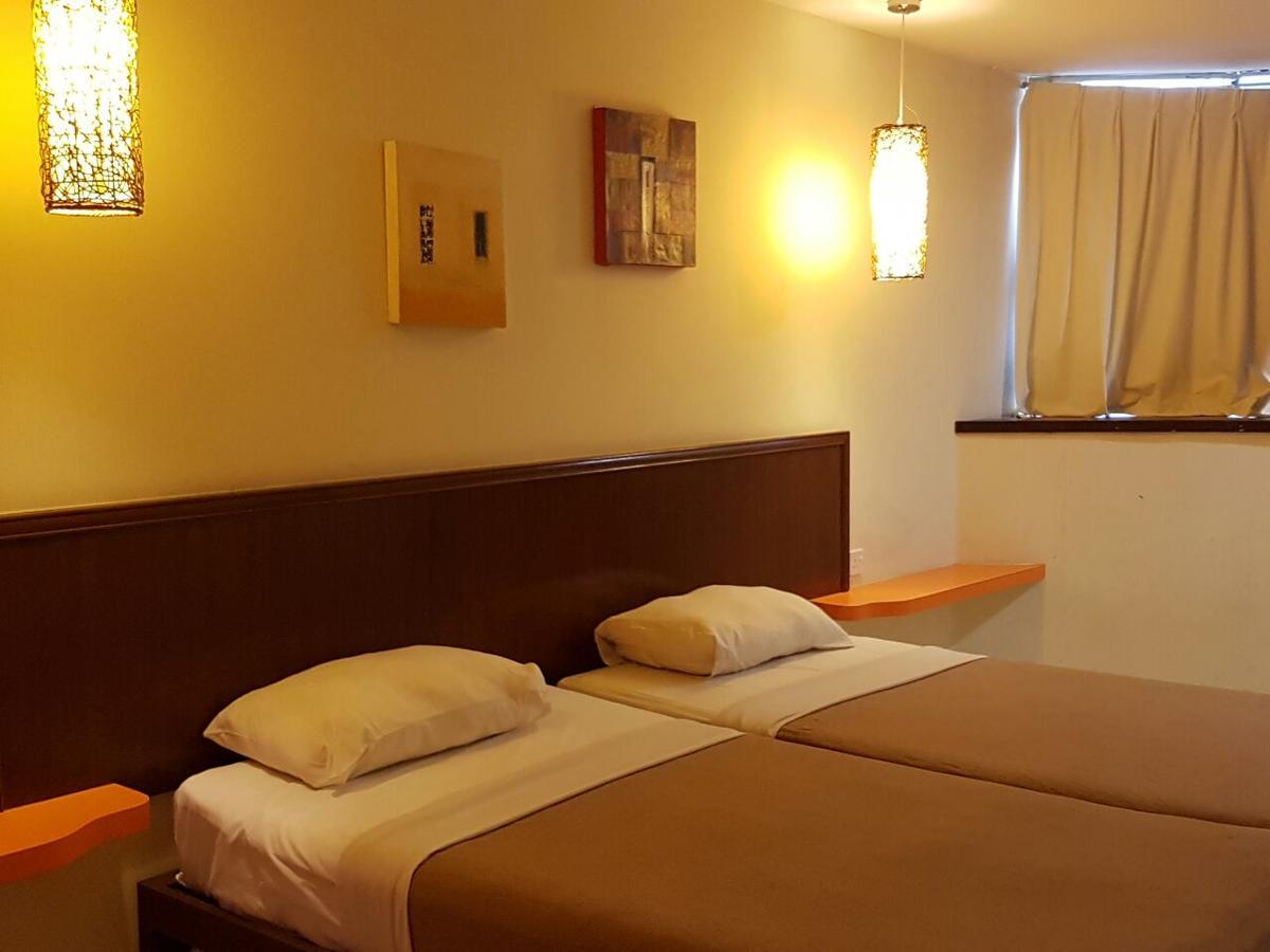 Newbridge Hotel Malacca Buitenkant foto