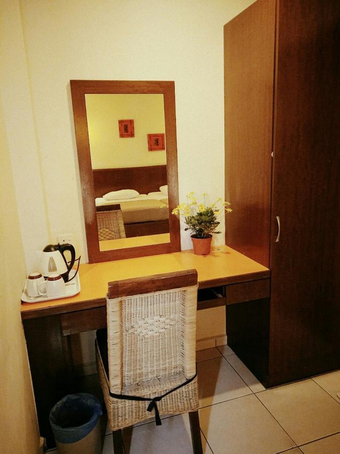 Newbridge Hotel Malacca Buitenkant foto