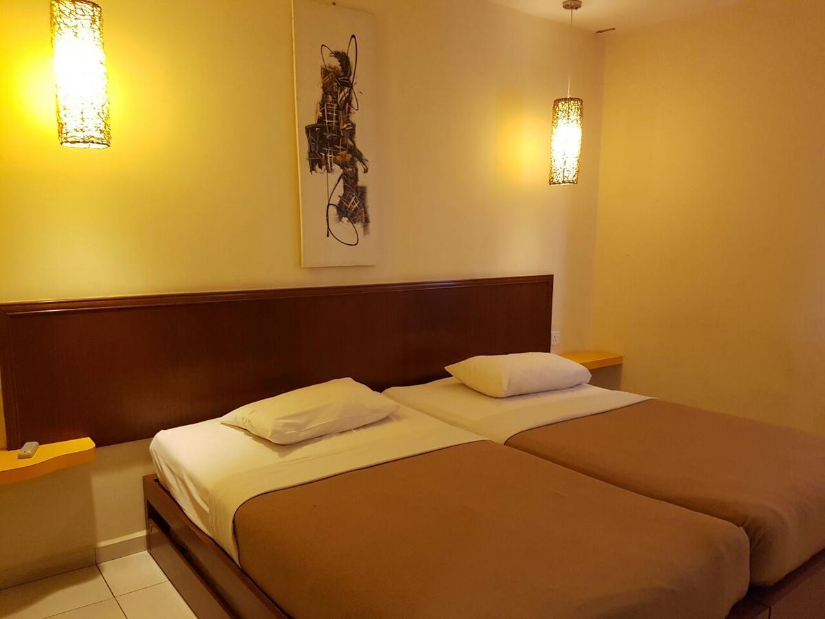 Newbridge Hotel Malacca Buitenkant foto